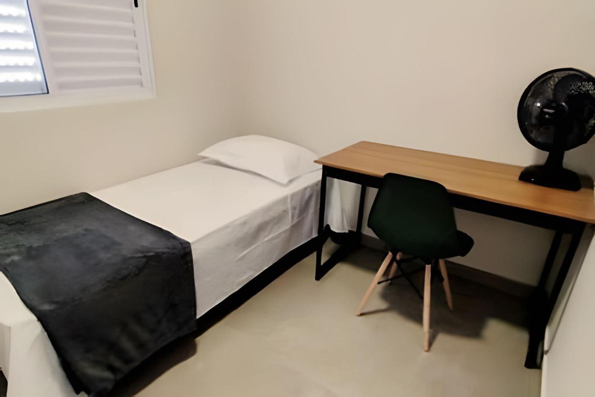 2 Quartos Com Ar E Garagem Londrina