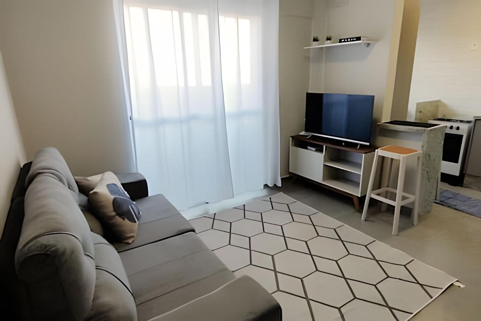 Apartamento 2 Quartos Com Ar E Garagem