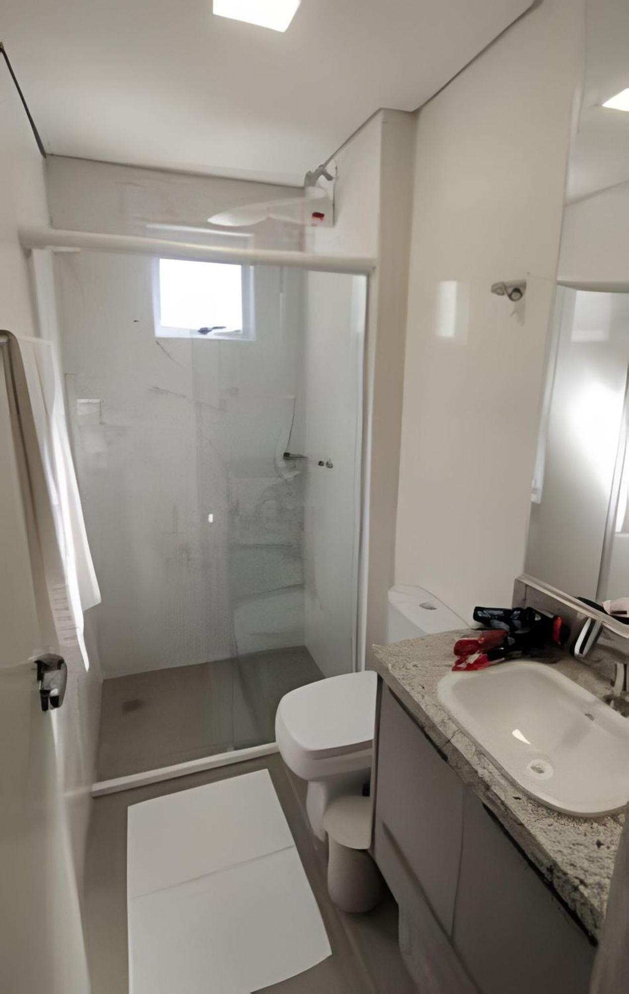2 Quartos Com Ar E Garagem * Londrina