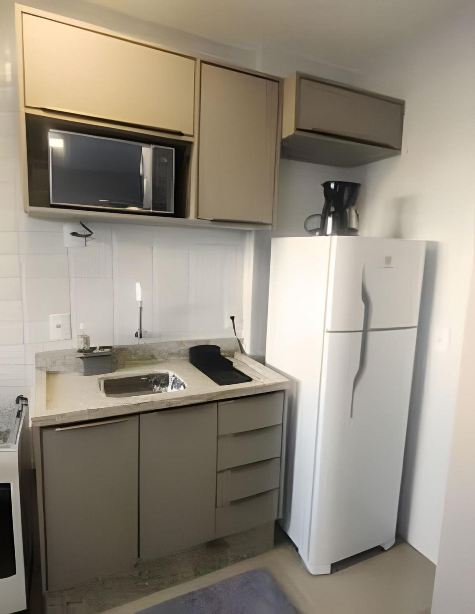 Apartamento 2 Quartos Com Ar E Garagem